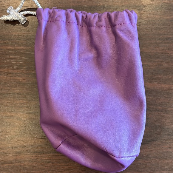 Slippers - Picture 3 of 3